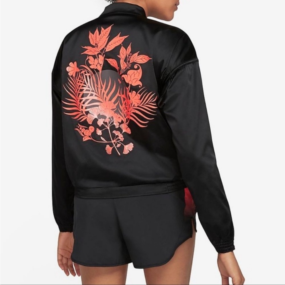 Womens Nike Reversible Running Jacket Black/Laser Crimson